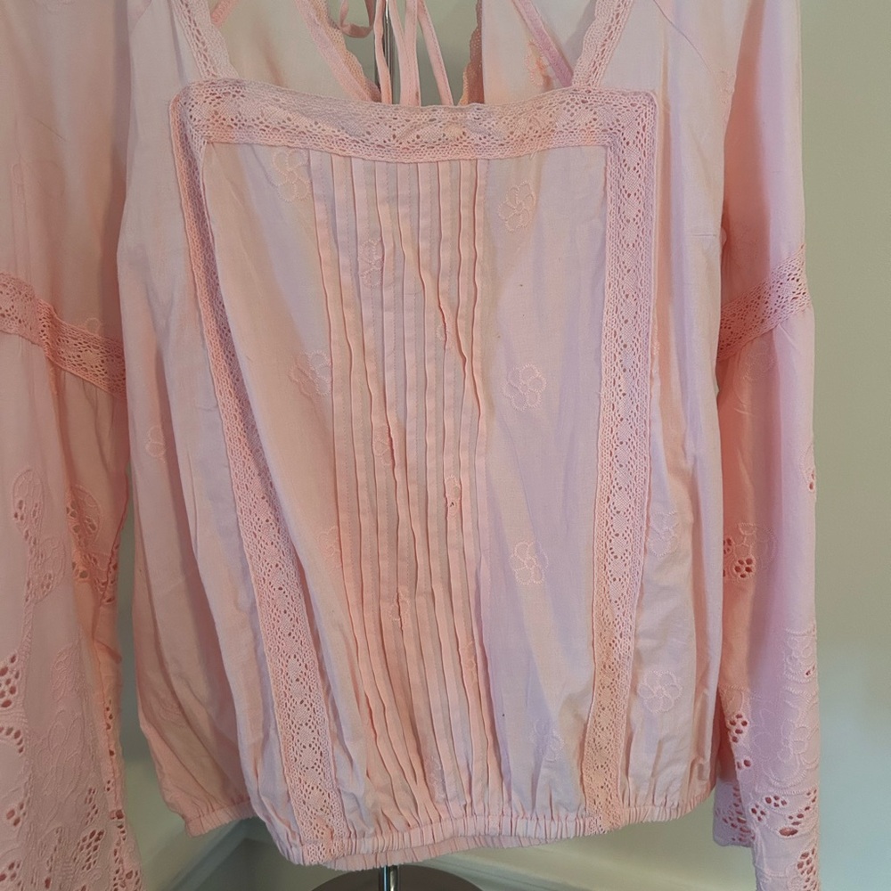 NWOT VENUS blouse